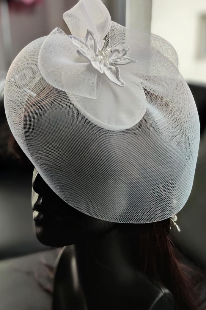 Klobouček pro nevěstu