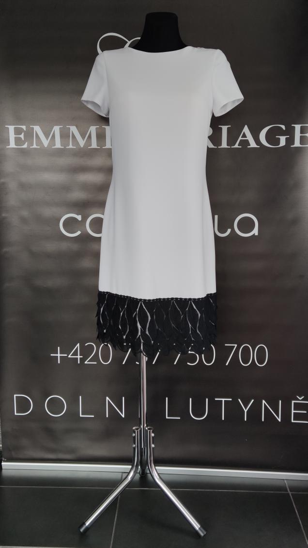 Šaty bílo-černé EM
