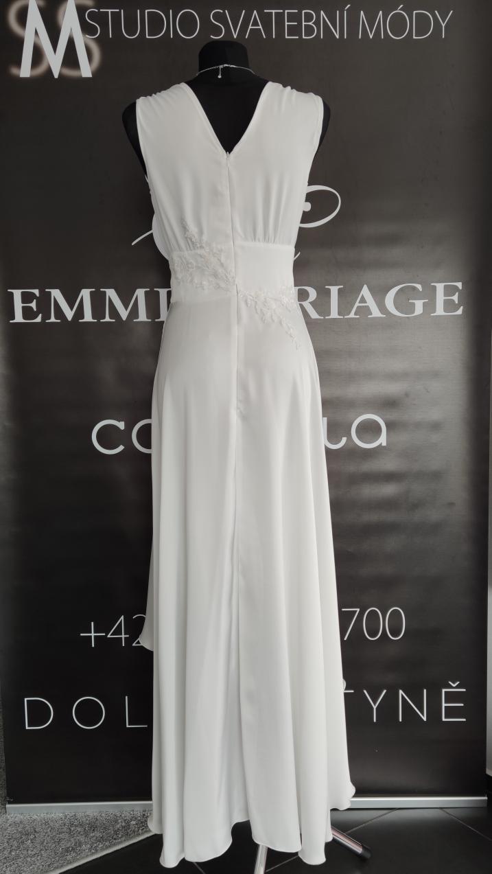 Svatební šaty ASYM