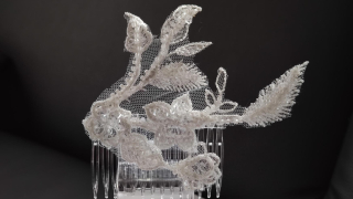 Ozdoba do vlasů z krajky 2