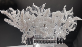 Ozdoba do vlasů z krajky 3